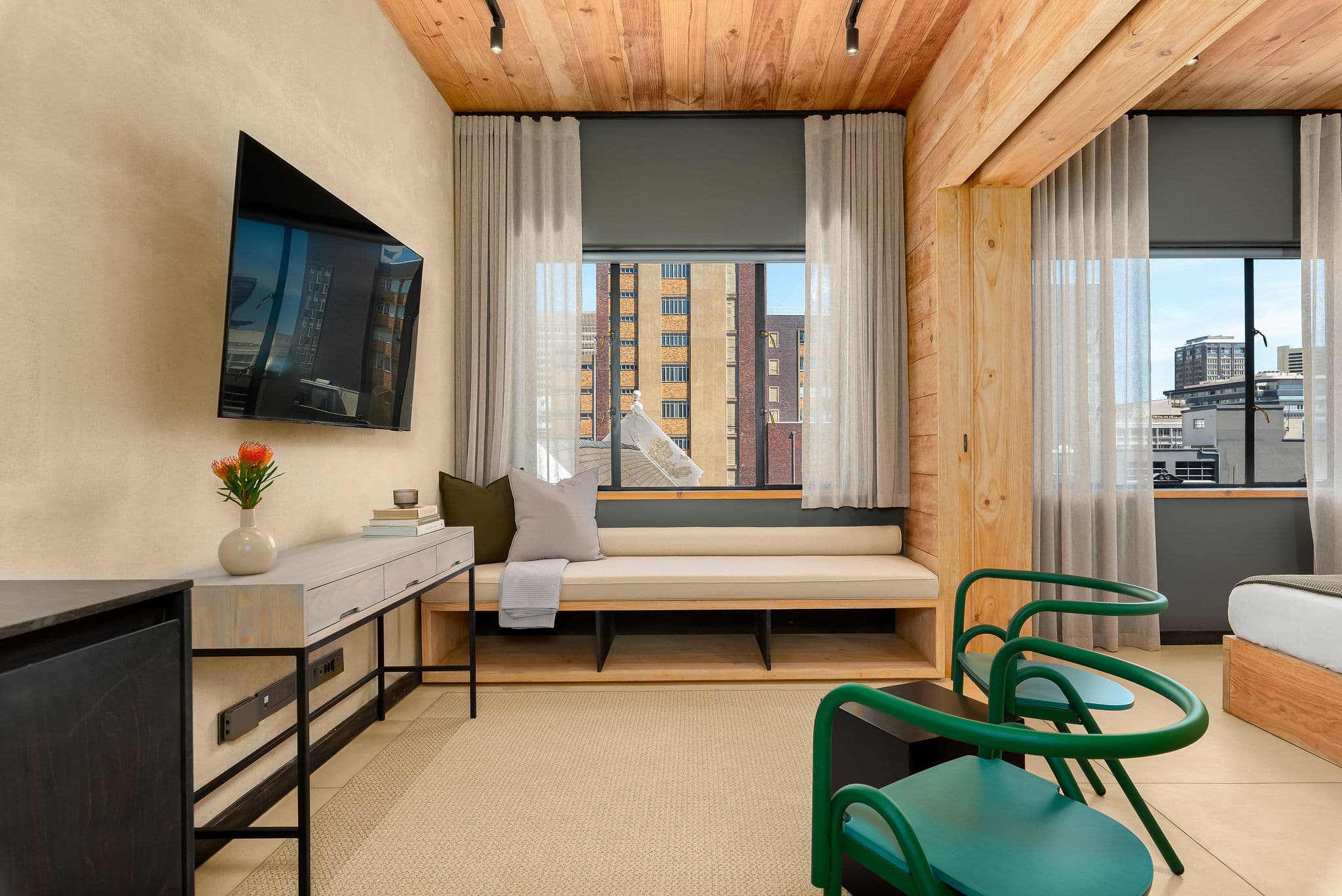 Classic 1 Bedroom Apartment