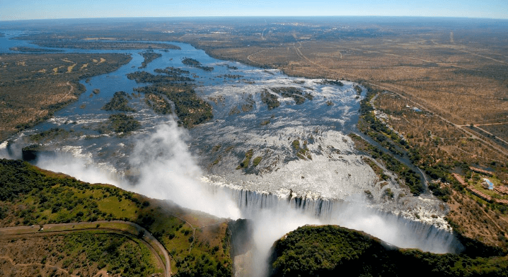 Victoria Falls - The Smoke that Thunders